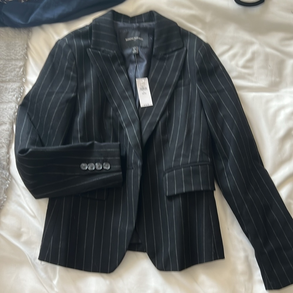 NWT Banana Republic chic, classic pinstripe jacket - Picture 2 of 6